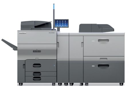 Ricoh ProC5300 digital press with vacuum feed from X-Press OnDemand